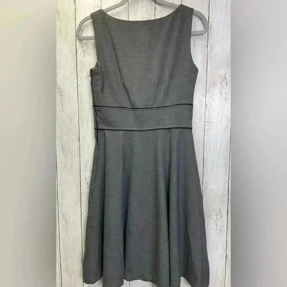 H&M A-Line Gray knee length dress size 6 - Picture 5 of 12